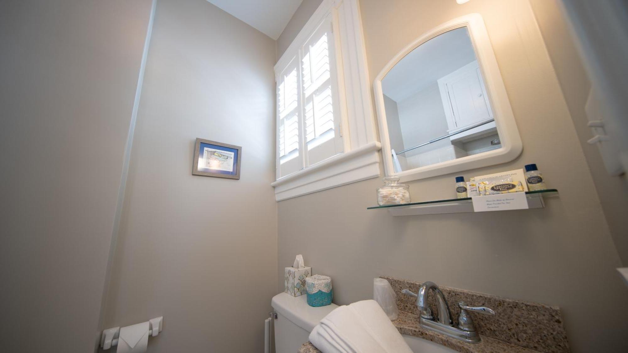 The Edenton Collection-Captain'S Quarters Inn Room photo