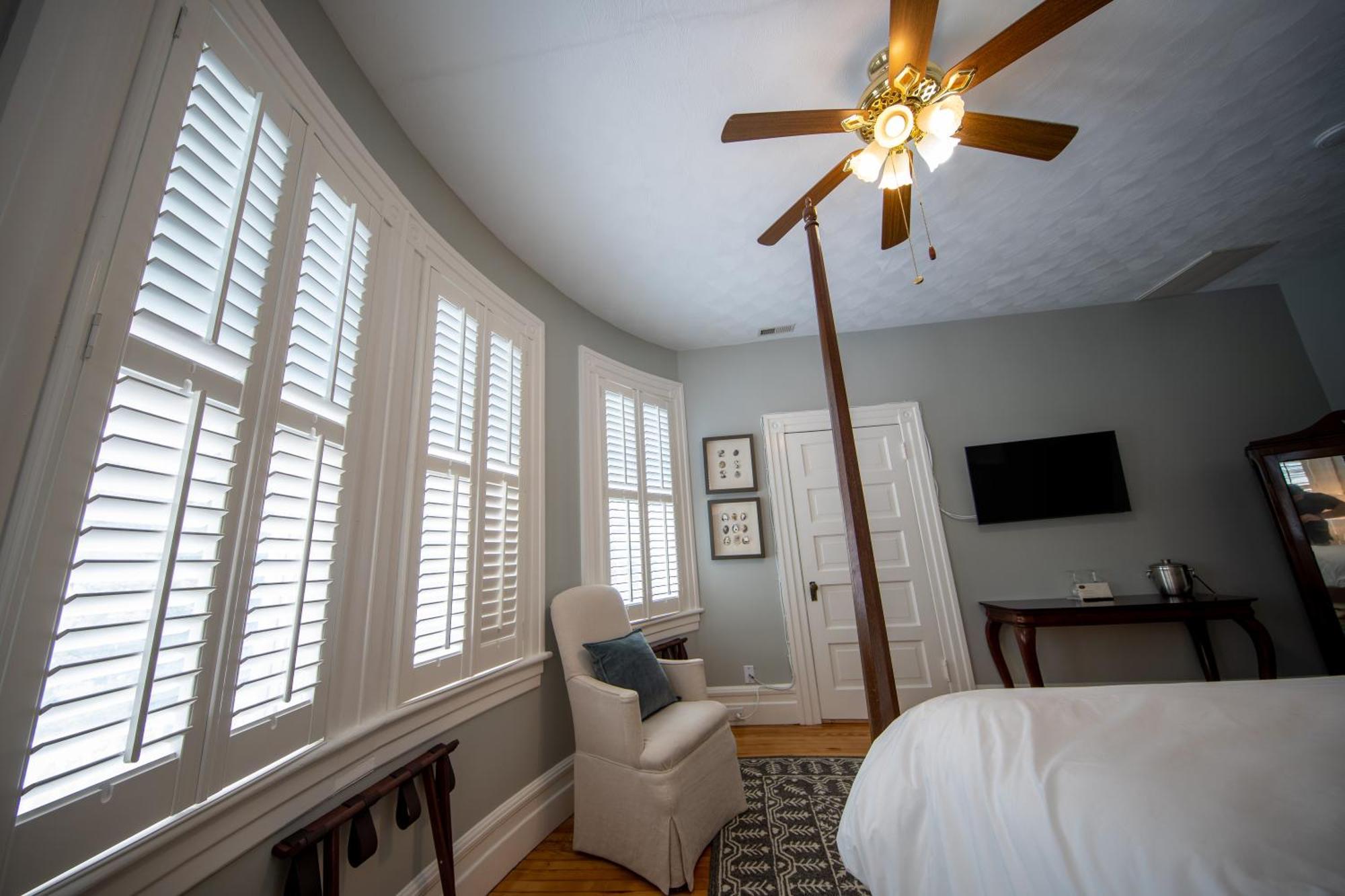 The Edenton Collection-Captain'S Quarters Inn Room photo